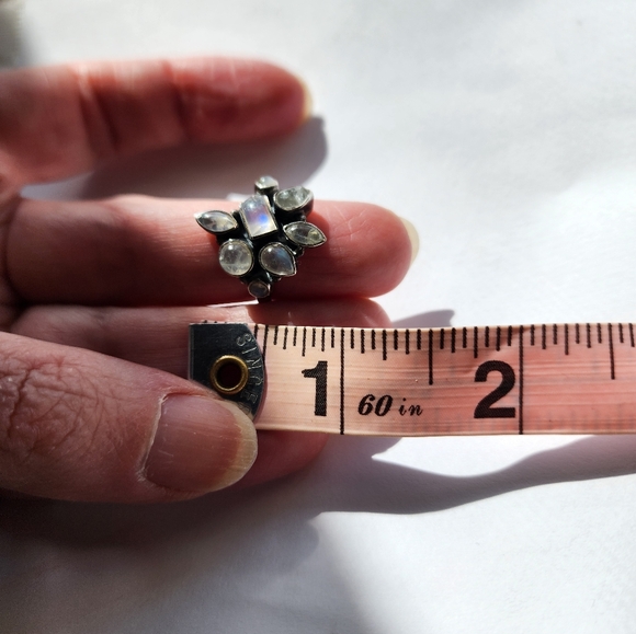 Silver Moonstone Ring - Picture 5 of 6
